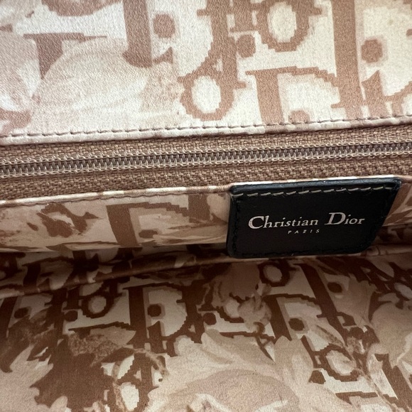 Christian Dior Detective Bag - Picture 2 of 4